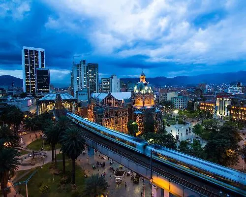 Portales Laureles Hotel Medellin Apartment